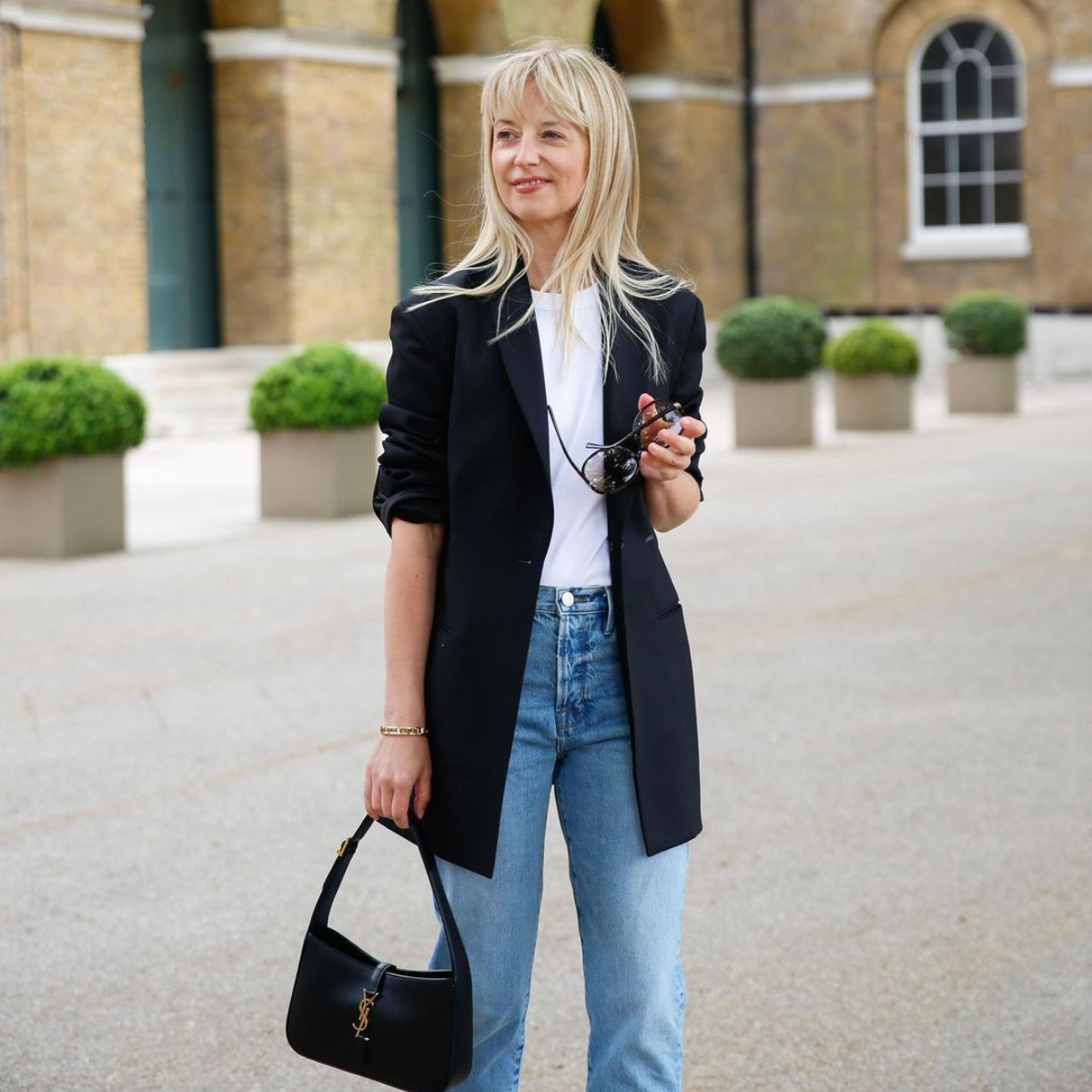 How to style a white t-shirt